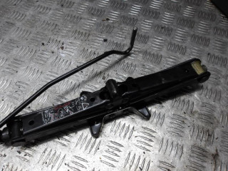 домкрат Renault Megane 1 поколение [рестайлинг] 2003, 8200153953