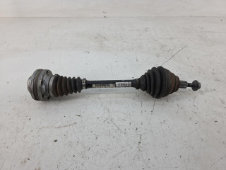 полуось передняя левая (приводной вал, ШРУС) Volkswagen Passat B7 2013, 1.8 л., TFSI, CDAA, бензин, серебро, передний привод, правый руль, 2K0407271E