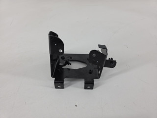 кронштейн (крепление) Jaguar XJ 4 поколение 2015, 2.0 л., бензин, AW9316E603AB