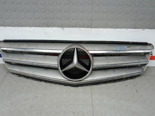 решетка радиатора Mercedes-Benz C-Класс W204/S204/C204 [рестайлинг] 2011, 2.2 л., дизель, седан