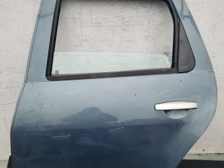 дверь задняя левая Renault Duster 1 поколение 2014, 1.5 л., K9K 858, дизель, 6МКПП, внедорожник 5 дв.