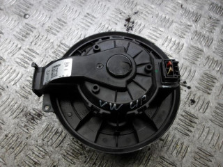 моторчик печки Volkswagen Up 1 поколение 2014, 1S1819015D