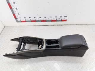 подлокотник Audi A5 8T 2008, 2.0 л., МКПП, купе, 8K0863244E