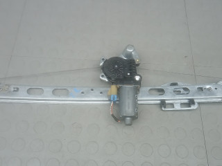 стеклоподъемник задний правый Mercedes-Benz M-Класс W163 2000, 2.7 л., дизель, МКПП, внедорожник 5 дв.