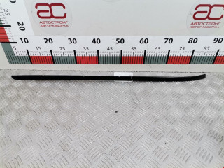 молдинг лобового стекла Audi A6 4B/C5 2000, 2.4 л., МКПП, седан, 4B5854327B