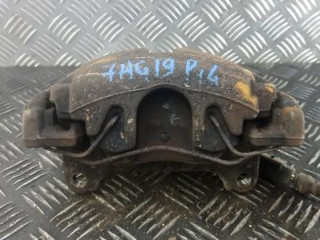 суппорт передний левый Skoda Superb 2 поколение 2010, 2.0 л., дизель, АКПП, универсал, 1K0615123E