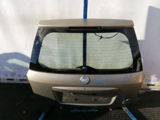 стекло заднее Fiat Sedici 1 поколение 2006, 1.9 л., дизель, хетчбэк 5 дв., 71743831