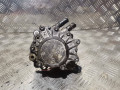 насос вакуумный Volkswagen Passat B6 2007, 2.0 л., BKP, дизель, 6МКПП, BOSCH - фото №3