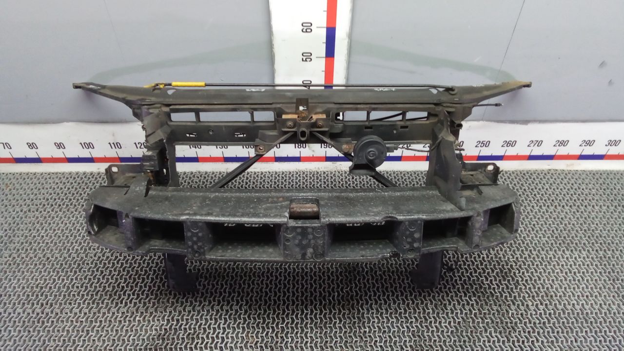 передняя панель крепления облицовки (телевизор) Skoda Octavia 3 поколение (A7) 2015, 1.6 л., дизель - фото №1