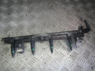 форсунка Ford Focus 1 поколение 2000, 1.6 л., дизель, 98MF-BA