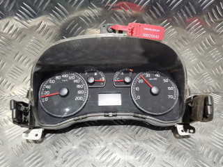 щиток приборов (приборная панель) Fiat Punto 2 поколение 2003, 1.2 л., бензин, 5МКПП, хетчбэк 5 дв., 46833368
