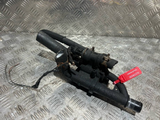 корпус термостата Suzuki SX4 1 поколение 2008, 1.6 л., 9HX, дизель, 5МКПП