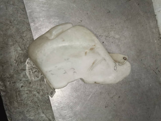 бачок омывателя Audi A6 4B/C5 1997, 1.8 л., AEB, бензин, 5МКПП, седан