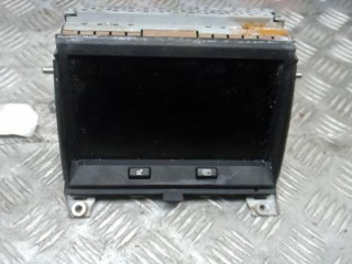 монитор мультимедиа Land Rover Discovery 3 поколение 2005, 2.7 л., дизель, АКПП, внедорожник 5 дв., YIE500081PVJ
