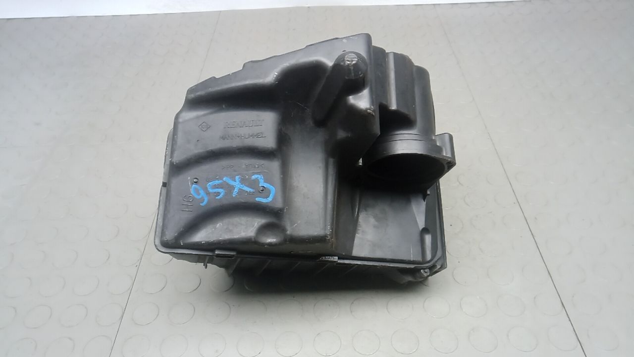 корпус воздушного фильтра Renault Megane 3 поколение 2009, 1.5 л., DCi, дизель, МКПП, хетчбэк 5 дв. - фото №1