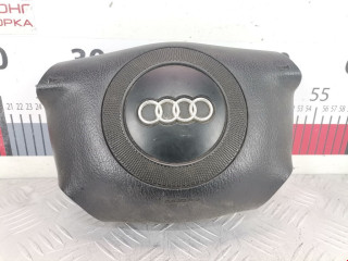 подушка безопасности водителя Audi A6 4B/C5 1999, 2.5 л., МКПП, седан, 4B0880201AL