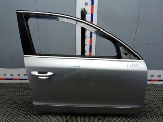 дверь передняя правая Skoda Superb 2 поколение 2013, 2.0 л., дизель, хетчбэк 5 дв.