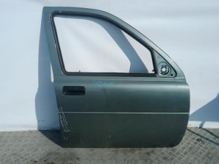 дверь передняя правая Land Rover Freelander 1 поколение [рестайлинг] 2004, 2.0 л., дизель, МКПП, внедорожник 5 дв.