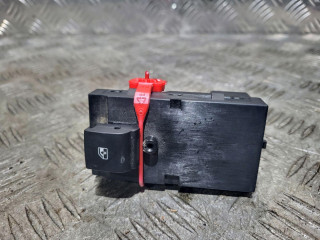 кнопка стеклоподъемника Opel Astra J 2010, 1.7 л., A 17 DTR, дизель, 6МКПП, хетчбэк 5 дв., 13301886