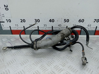 плюсовой провод аккумулятора Mercedes-Benz A-Класс W168 2001, 1.6 л., МКПП, хетчбэк 5 дв.