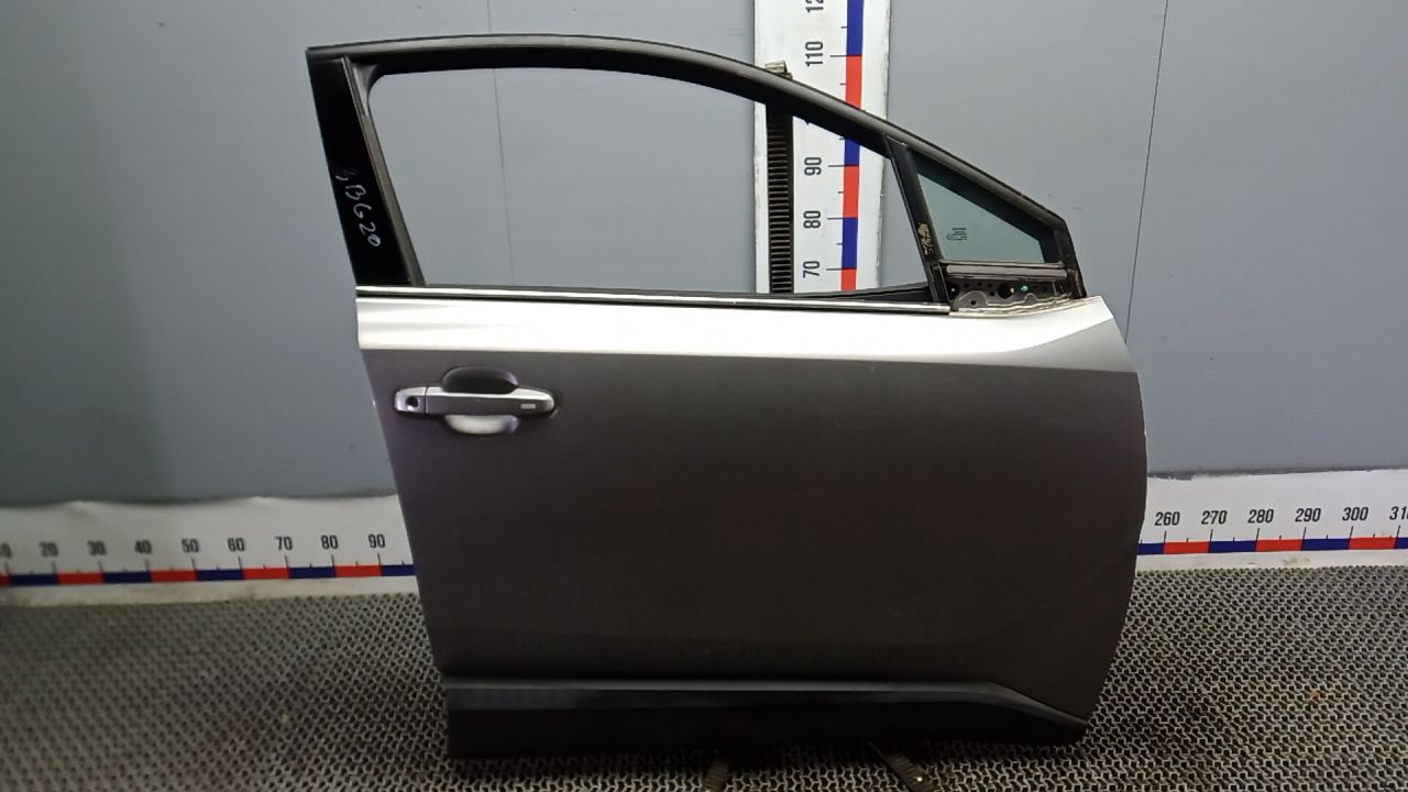 дверь передняя правая Toyota C-HR 1 поколение AX10 2017, 1.2 л., бензин - фото №1