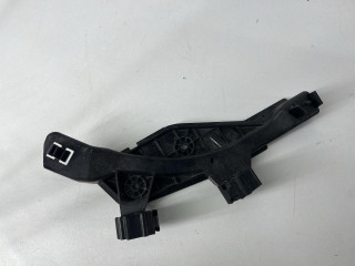 кронштейн (крепление) Jaguar XJ 4 поколение 2015, 2.0 л., бензин, W938K175A