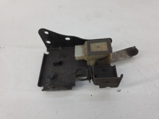 датчик дорожного просвета задний Maserati Quattroporte 6 поколение 2013, 3.0 л., бензин, АКПП, вишневый, седан, полный привод, правый руль, 89089884