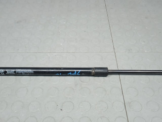 амортизатор крышки багажника (3-5 двери) Kia Sorento 3 поколение 2015, 2.2 л., дизель