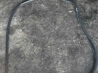 уплотнитель двери Chevrolet Equinox 3 поколение 2019, 1.5 л., бензин, АКПП, внедорожник 5 дв.