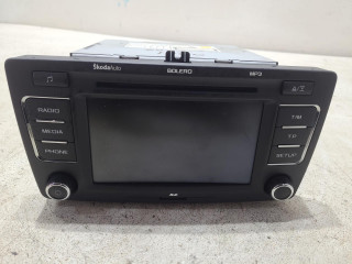 магнитола Skoda Yeti 1 поколение 2009, 2.0 л., CFHA, дизель, 5МКПП, коричневый, 1Z0035156F