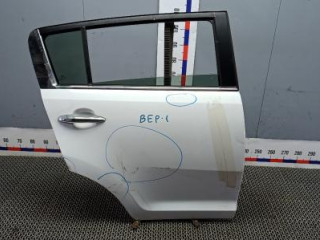 дверь задняя правая Kia Sportage 3 поколение 2011, 1.7 л., дизель, внедорожник 5 дв., 770043W000