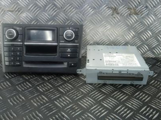 магнитола Volvo XC90 1 поколение [рестайлинг] 2007, 2.4 л., D5, дизель, АКПП, внедорожник 5 дв., ICD26W