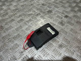 блок комфорта Dacia Duster 1 поколение 2013, 1.5 л., K9K 898, дизель, 6МКПП, внедорожник 5 дв., 8201068829