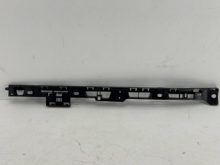 Кронштейн крепления порога Porsche 2022, 2.9 л., бензин, АКПП, внедорожник 5 дв., 95B853538B