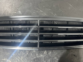 решетка радиатора Mercedes-Benz C-Класс W203/S203/CL203 2002, 2.2 л., дизель, 6МКПП, черный, универсал