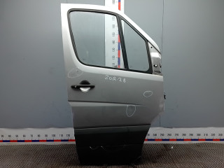 дверь передняя правая Mercedes-Benz Sprinter 2 поколение (W906) 2006, 2.2 л., дизель, микроавтобус