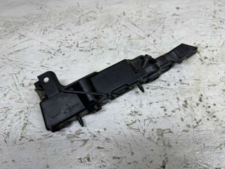 Крепление бампера переднего Audi A6 4G/C7 2012, 4G0807283