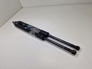 амортизатор крышки багажника (3-5 двери) BMW 5 серия E39 1997, 2.0 л., i, бензин, МКПП, седан, задний привод, 10650321