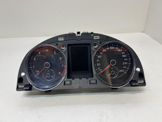 щиток приборов (приборная панель) Volkswagen Passat B7 2013, 1.8 л., TFSI, CDAA, бензин, серебро, передний привод, правый руль, 3AA920870