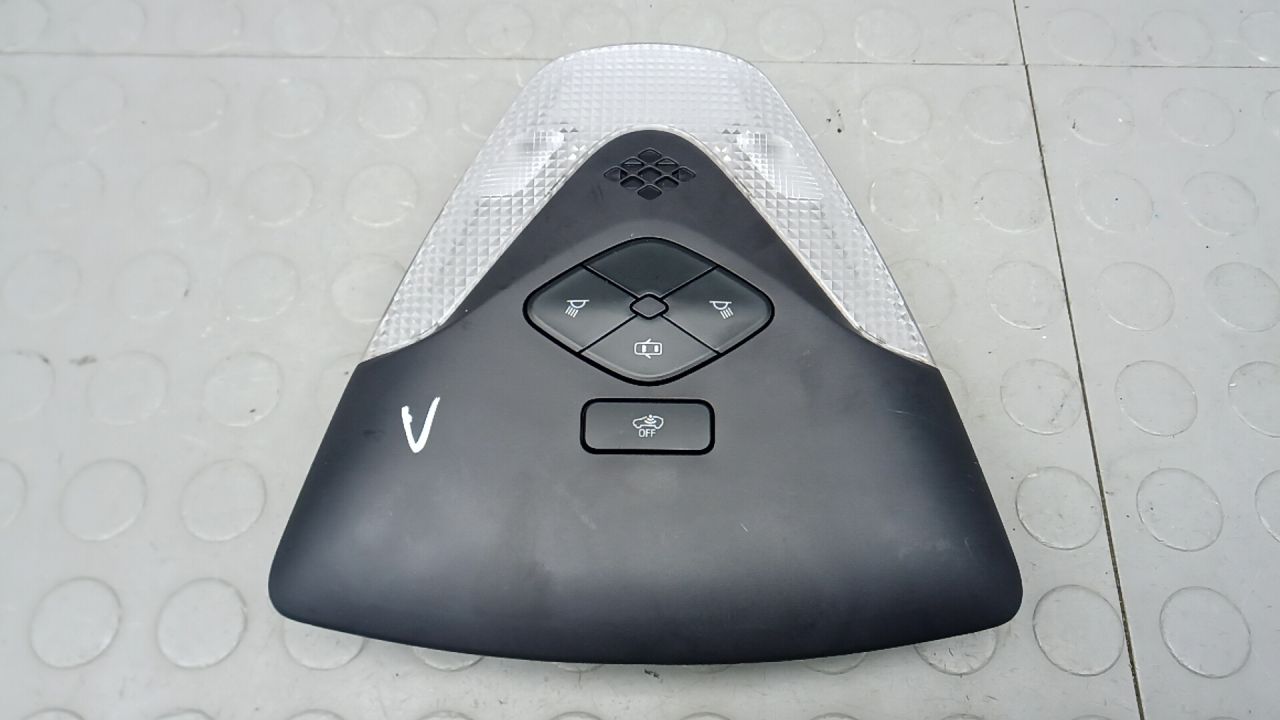 фонарь салона (плафон) Toyota C-HR 1 поколение AX10 2017, 1.2 л., бензин - фото №1