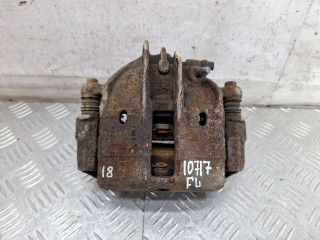 суппорт передний левый Mitsubishi Carisma 1 поколение [рестайлинг] 2003, 1.6 л., бензин, МКПП, хетчбэк 5 дв., 32328112