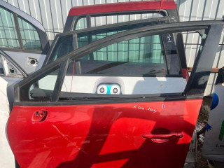 дверь передняя левая Renault Clio 4 поколение 2014, 1.5 л., дизель, АКПП, хетчбэк 5 дв.