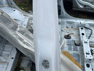 Стойка кузовная центральная правая GMC Terrain 2 поколение 2020, 1.5 л., бензин, АКПП, внедорожник 5 дв., передний привод