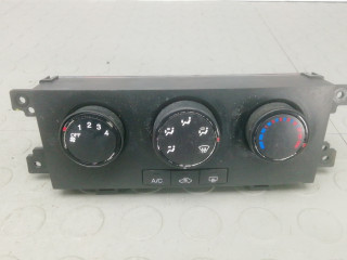 блок управления печки / климат-контроля Chevrolet Captiva 1 поколение 2009, 2.0 л., дизель, МКПП, внедорожник 5 дв., 96820197