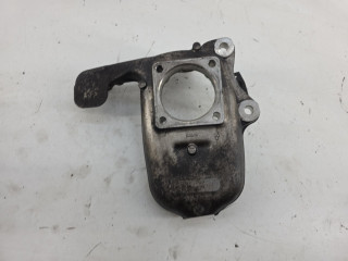 кулак поворотный левый Maserati GranTurismo 1 поколение 2010, 4.2 л., АКПП, правый руль, 242606, 288225501A