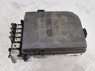 блок предохранителей Opel Astra K 2016, 1.6 л., МКПП, хетчбэк 5 дв., 15513163