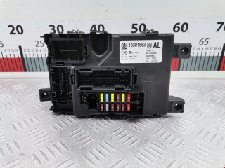 блок реле Opel Corsa D 2009, 1.2 л., МКПП, хетчбэк 3 дв., 13301562
