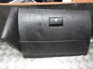 бардачок Volkswagen Golf 4 поколение 2001, 1.4 л., бензин, МКПП, универсал, 1J1857103C