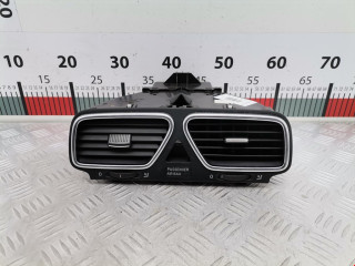 дефлектор обдува салона Volkswagen Eos 1 поколение 2008, 2.0 л., МКПП, кабриолет, 1Q0819735C