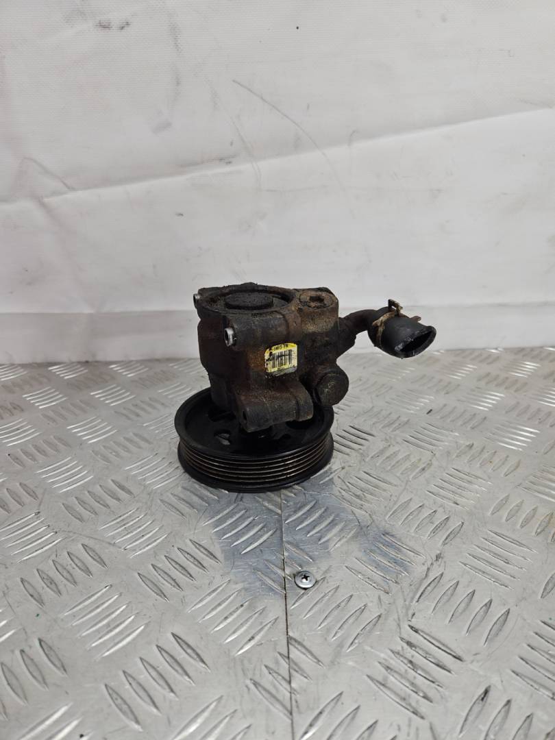 насос гидроусилителя руля Ford Ka 1 поколение 2001, 1.3 л., бензин, МКПП, хетчбэк 5 дв., 1JB2512, HBDFA - фото №1